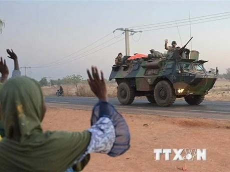 Binh sĩ Pháp rời Bamako, Mali, ngày 15/1/2013. (Ảnh: AFP/ TTXVN)
