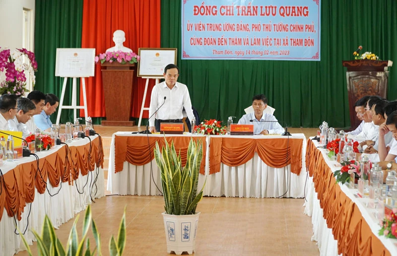 Phó Thủ tướng Trần Lưu Quang phát biểu tại buổi làm việc ở xã Tham Đôn, huyện Mỹ Xuyên, tỉnh Sóc Trăng.