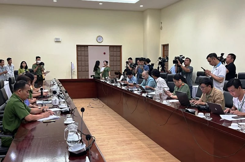 Công an Thành phố Hồ Chí Minh cung cấp thông tin tại buổi họp sáng 17/2.