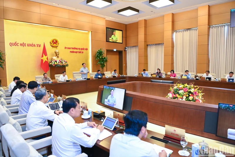 Phiên họp thứ 25 Ủy ban Thường vụ Quốc hội diễn ra từ ngày 14-18/8 (đợt 1) và từ ngày 24-26/8(đợt 2) tại Nhà Quốc hội.