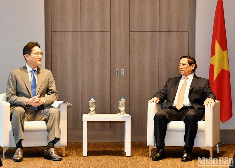 Thủ tướng Phạm Minh Chính tiếp Chủ tịch Tập đoàn Samsung Lee Jae Yong.