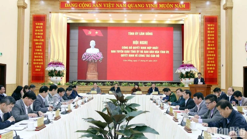 Quang cảnh hội nghị.