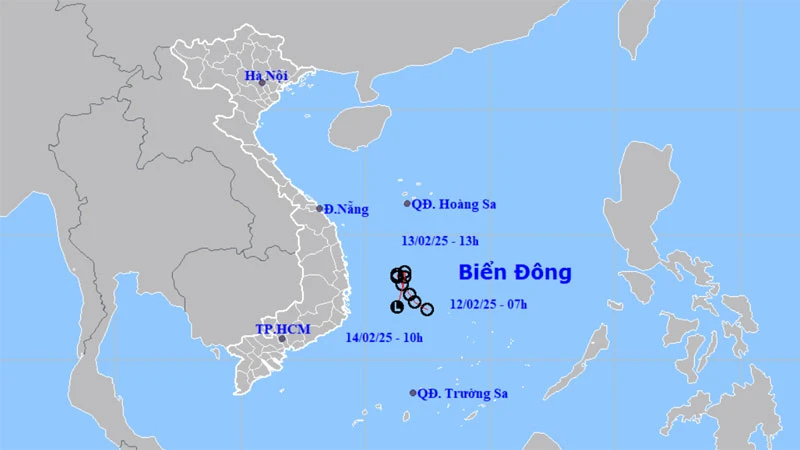 Vị trí và hướng di chuyển của vùng áp thấp (suy yếu từ áp thấp nhiệt đới). (Nguồn: nchmf.gov.vn)