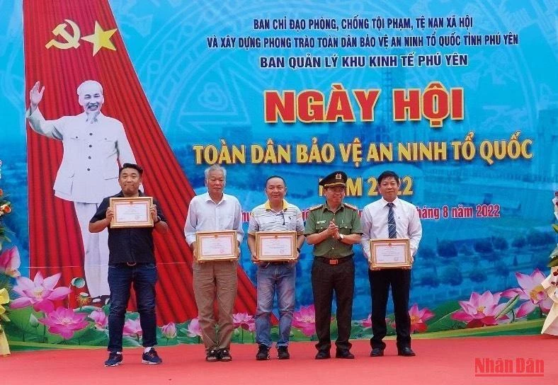 Phú Yên: Nhiều phong trào, cách làm hay bảo vệ an ninh Tổ quốc