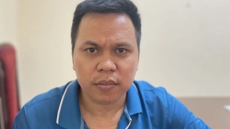 Đối tượng Vũ Đình Hải vừa bị cơ quan cảnh sát điều tra công an thành phố Điện Biên Phủ khởi tố. (Ảnh: Công an Điện Biên)