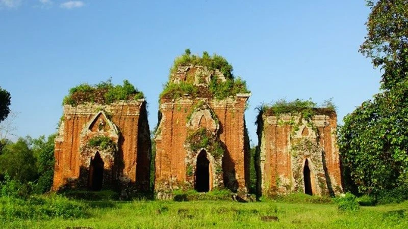Bảo tồn, tu bổ tháp Chăm Chiên Đàn nhằm phục hồi, ổn định lâu dài cho cấu trúc di tích.