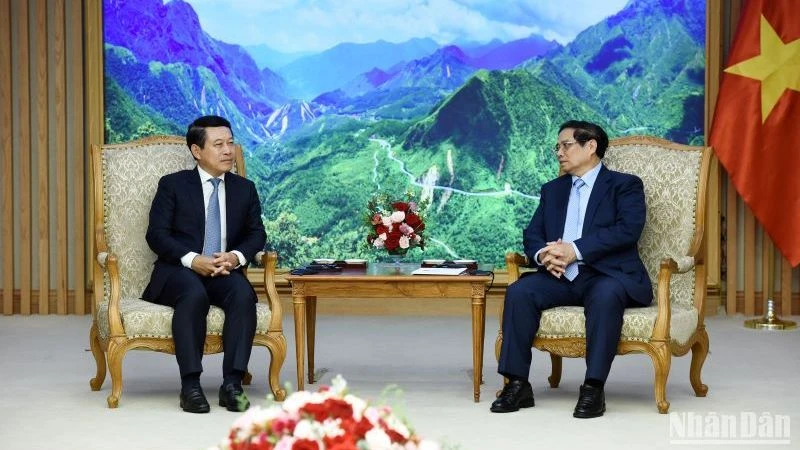 Thủ tướng Phạm Minh Chính tiếp đồng chí Saleumxay Kommasith, Phó Thủ tướng Chính phủ, Bộ trưởng Ngoại giao nước Cộng hòa Dân chủ Nhân dân Lào.