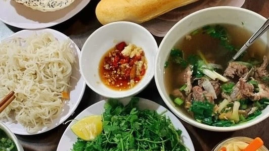 Bún bò Đò Trai có những đặc điểm khác biệt rất riêng.