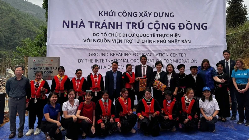 Lễ khởi công Nhà tránh trú cộng đồng tại Cao Bằng.