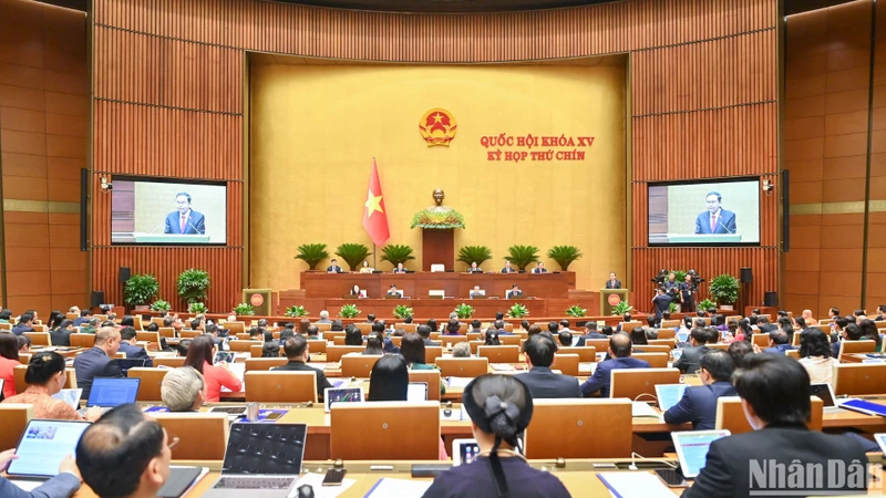 ภาพพาโนรามาการเปิดประชุมสภาสมัยที่ ๙ สมัยที่ ๑๕ (ภาพ: ดิว ลินห์)
