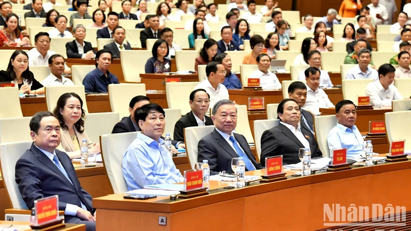 Tổng Bí thư Tô Lâm và các đồng chí lãnh đạo Đảng, Nhà nước tham dự hội nghị.