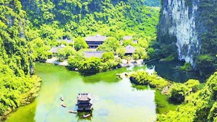 Hành cung Vũ Lâm nằm ở vùng lõi của Di sản Tràng An (Ảnh SỞ DU LỊCH NINH BÌNH)
