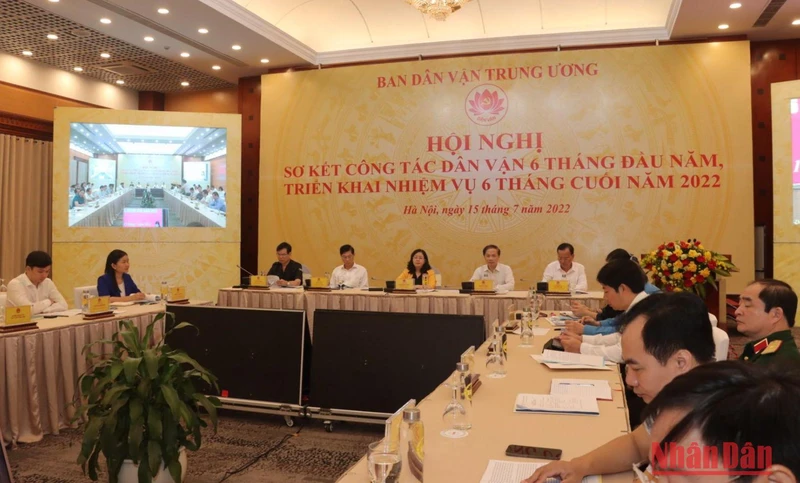 Toàn cảnh hội nghị.