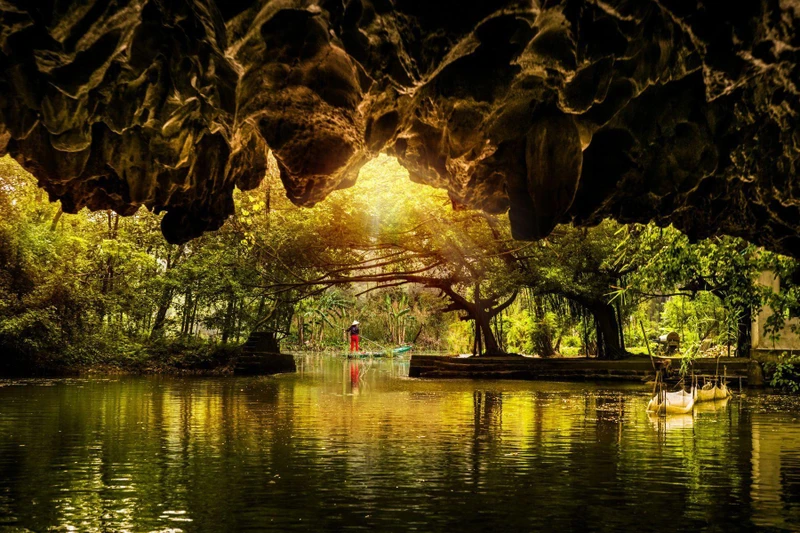 Travel+Leisure ví Ninh Bình như "vịnh Hạ Long trên cạn" (Ảnh: GETTYIMAGE)