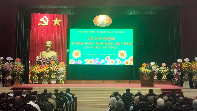 Quang cảnh buổi lễ.