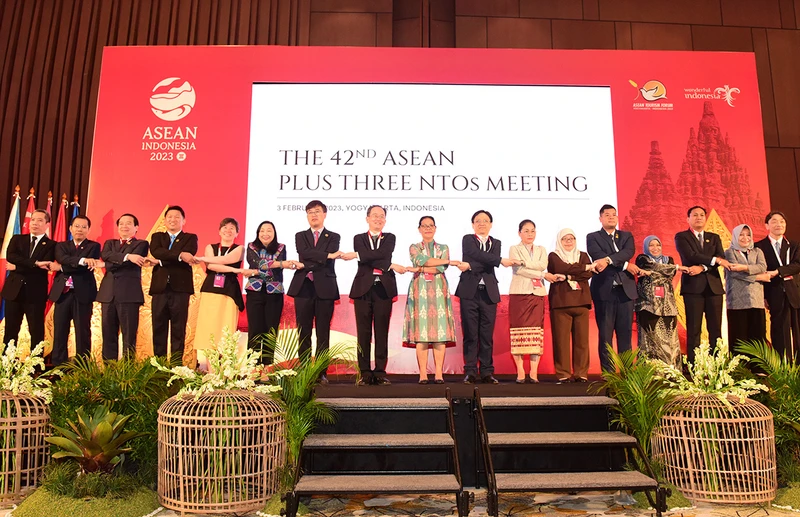 Các trưởng đoàn ASEAN+3 tại Hội nghị (Ảnh: Tổng cục Du lịch)