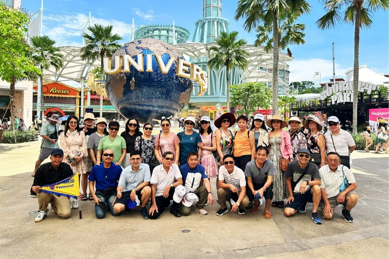 Du khách Việt lớn tuổi dẫn dắt thị trường du lịch nước ngoài của Việt Nam mùa hè này. (Ảnh minh họa: Vietravel)