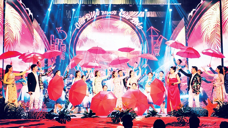 Hải Phòng công diễn chương trình nghệ thuật "Tỏa sáng miền cửa biển" 
