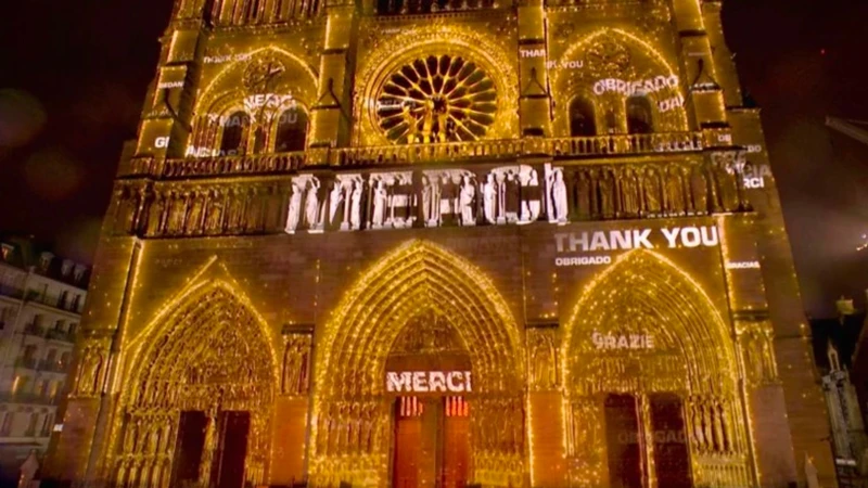 Trước vụ hỏa hoạn năm 2019, Nhà thờ Đức Bà Paris đón khoảng 10 triệu du khách/năm và dự kiến đón nhiều hơn trong thời gian tới. (Ảnh: Mạng xã hội X của Tổng thống Emmanuel Macron)