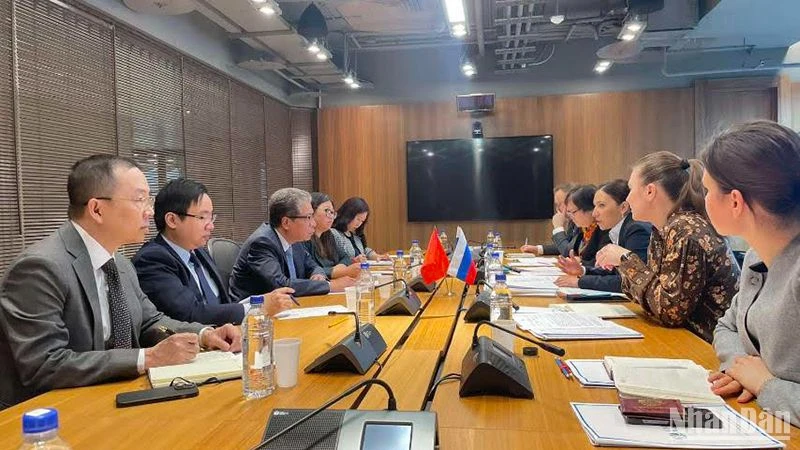 Quang cảnh cuộc gặp.