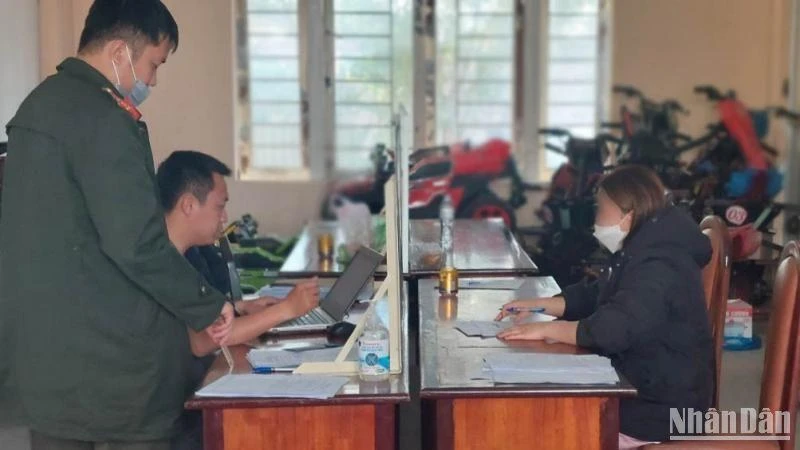 Bị can Lê Thị Bích Hoàng tại cơ quan công an.