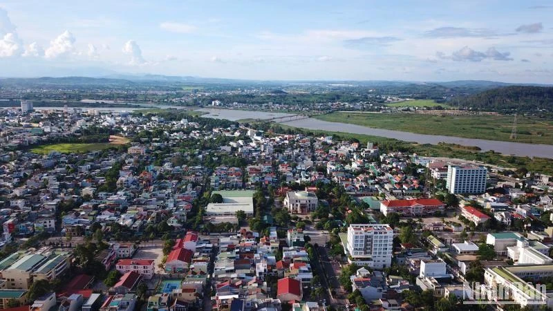 Toàn cảnh thành phố Quảng Ngãi.