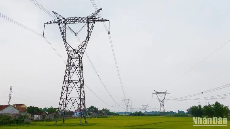 Các đường điện 500kV đi qua Quảng Bình. (Ảnh minh họa)