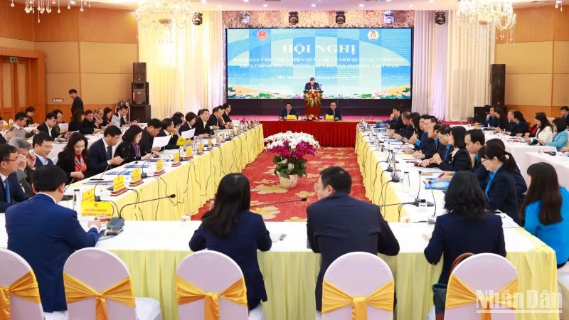 Toàn cảnh hội nghị.
