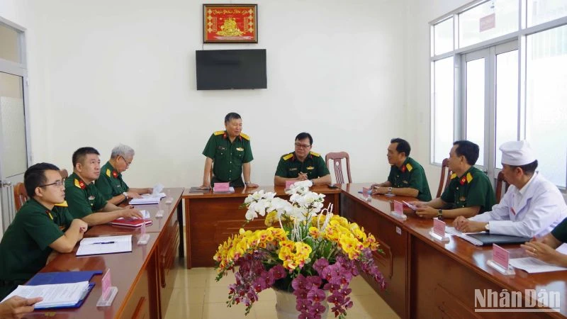 Đoàn công tác Cục Quân y kiểm tra thực tế tại Trung đoàn 897.