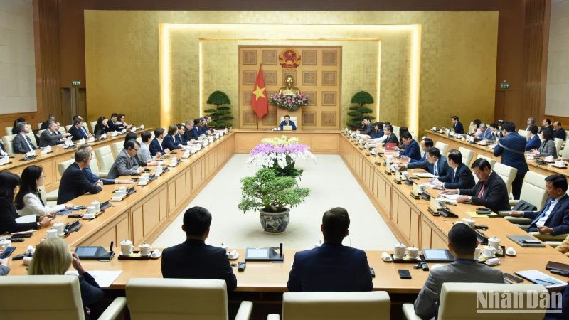 Quang cảnh buổi làm việc.