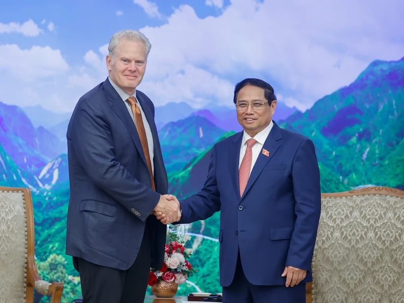 Thủ tướng Phạm Minh Chính tiếp Chủ tịch, Giám đốc điều hành Tập đoàn FedEx Express (Hoa Kỳ) Richard W.Smith.