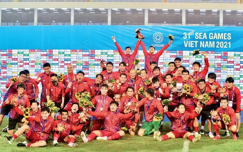 Đội tuyển U23 Việt Nam giành Huy chương vàng SEA Games 31. Ảnh: TRẦN HẢI