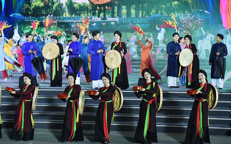 Lễ khai mạc Festival "Về miền quan họ-2023". (Ảnh TTXVN)