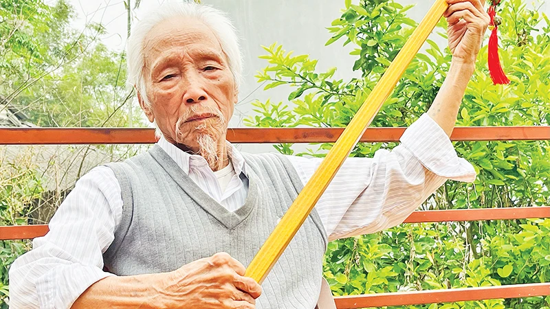 Để vòng xòe Thái mãi lan xa
