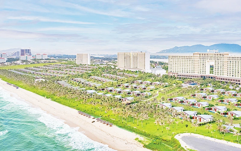 Một góc khu du lịch bắc bán đảo Cam Ranh.