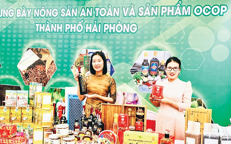 Giới thiệu các sản phẩm OCOP, nông sản an toàn, đặc sản Hải Phòng.