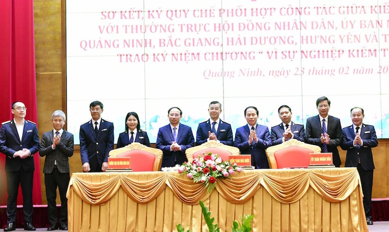 Lãnh đạo Kiểm toán Nhà nước và các địa phương ký kết Quy chế phối hợp công tác.