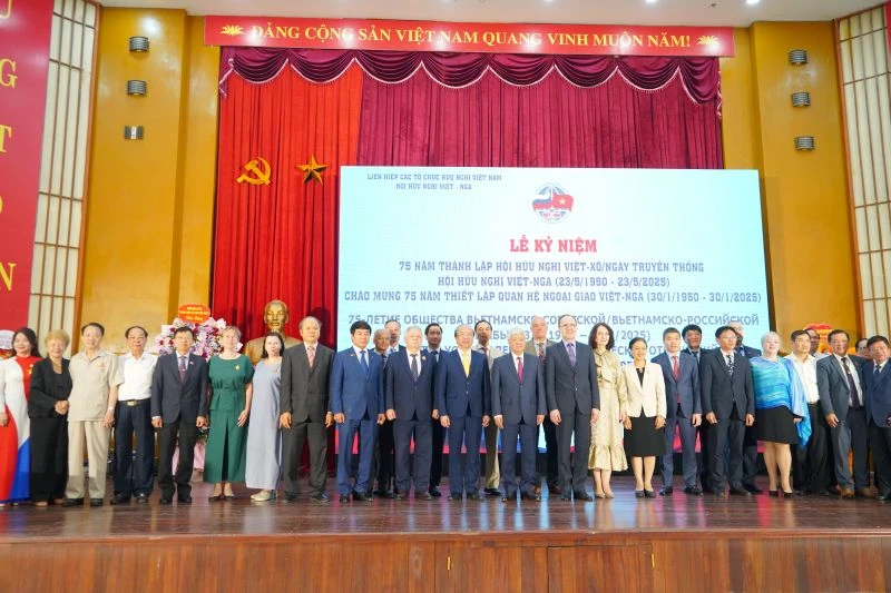 Lễ kỷ niệm 75 năm ngày truyền thống Hội Hữu nghị Việt Nam-Liên bang Nga diễn ra sáng 23/5 tại Hà Nội.