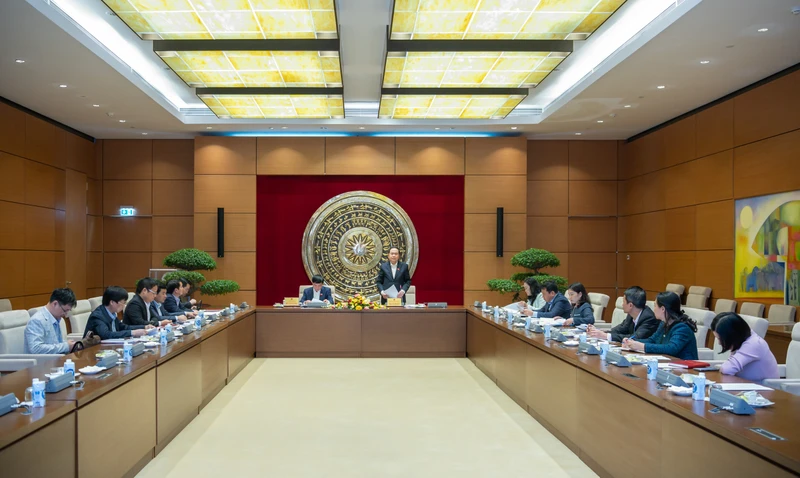 Cuộc họp chuẩn bị kỷ niệm 80 năm Ngày Tổng tuyển cử đầu tiên bầu Quốc hội Việt Nam (6/1/1946-6/1/2026). Ảnh: quochoi.vn