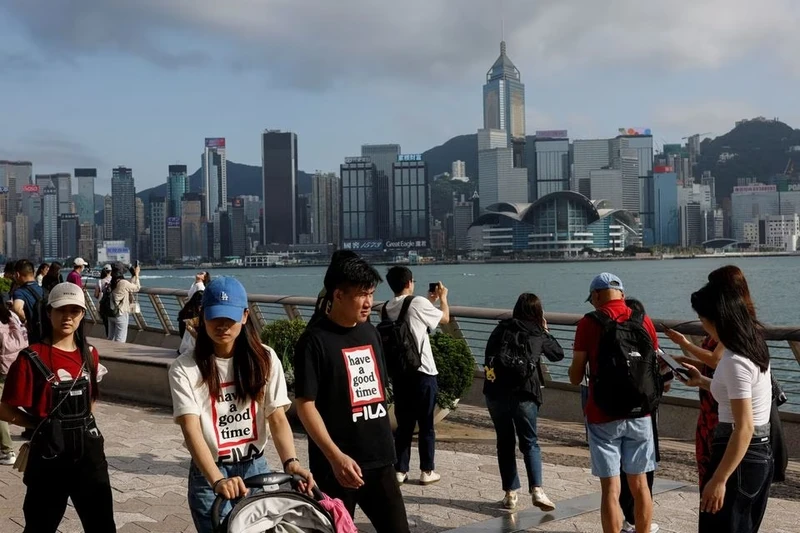 Khách du lịch tại Trung Quốc. Ảnh: Reuters