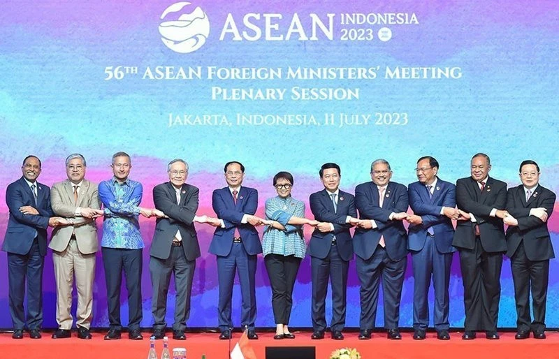 Bộ trưởng Bộ Ngoại giao Bùi Thanh Sơn dự Hội nghị Bộ trưởng Ngoại giao ASEAN lần thứ 56 tại Indonesia (tháng 7/2023).