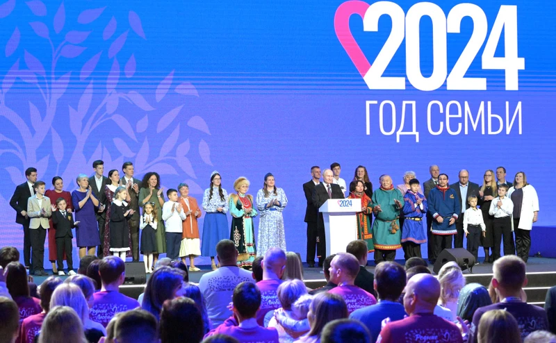 Tổng thống Nga V. Putin công bố chọn năm 2024 là Năm Gia đình, ngày 23/1/2024. Ảnh: kremlin.ru