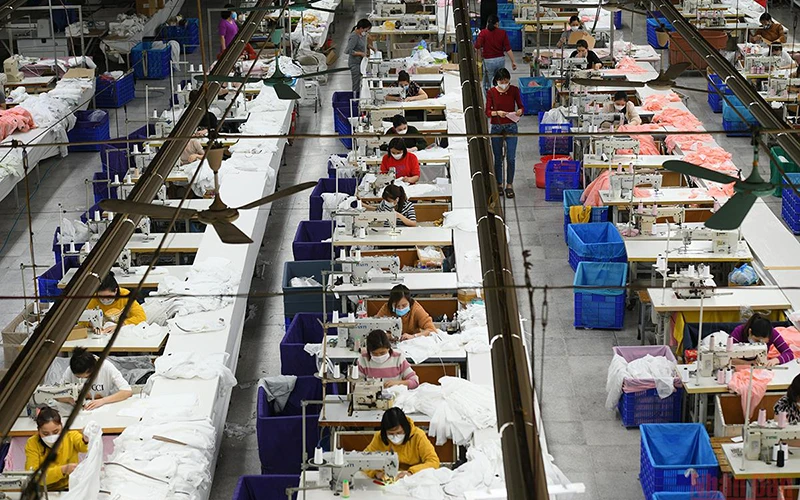 Toàn quốc có 930.452 doanh nghiệp đang kinh doanh, tăng 7.857 doanh nghiệp (0,85%) so với thời điểm ngày 31/12/2023.
