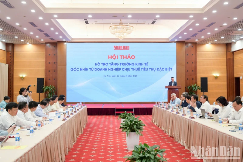 Quang cảnh hội thảo. 