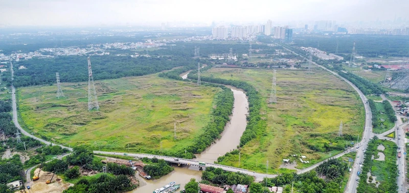 Thuế đất tại huyện Nhà Bè được điều chỉnh tăng cao.