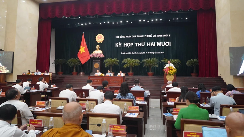 Kỳ họp thứ 20 Hội đồng nhân dân Thành phố Hồ Chí Minh. Ảnh Thế Anh