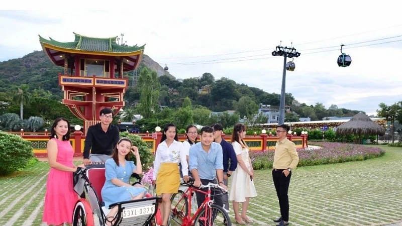 Khu du lịch cáp treo của Công ty cổ phần MGA Việt Nam vẫn còn nhiều khó khăn.