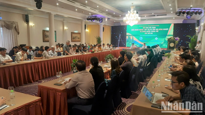 Quang cảnh hội nghị đối thoại