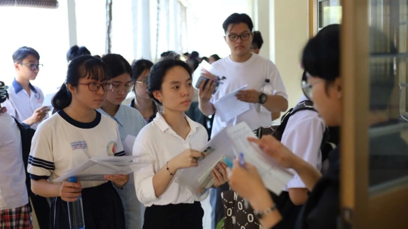 Các thí sinh tham gia Kỳ thi Đánh giá năng lực đợt 1 năm 2025.