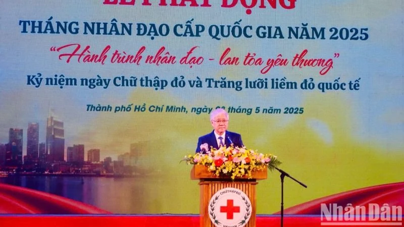 Chủ tịch Ủy ban Trung ương Mặt trận Tổ quốc Việt Nam Đỗ Văn Chiến phát biểu tại Lễ phát động Tháng Nhân đạo cấp quốc gia năm 2025.